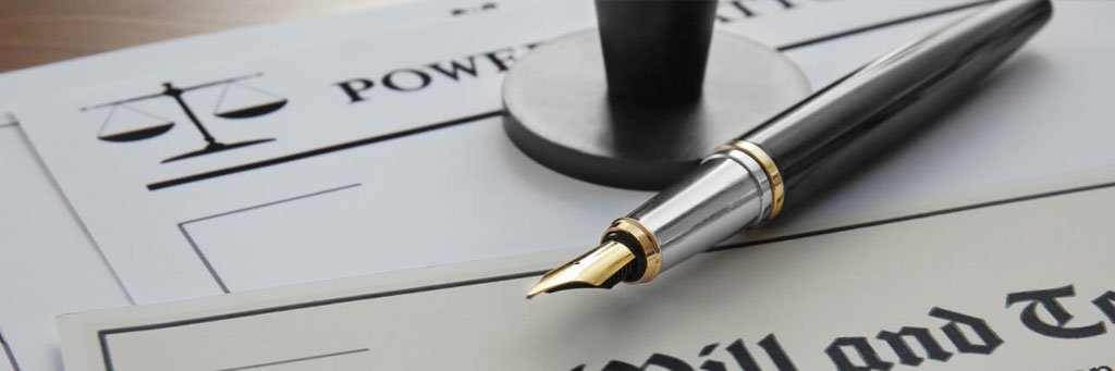 a pen writing wills from Lawyer in Toronto